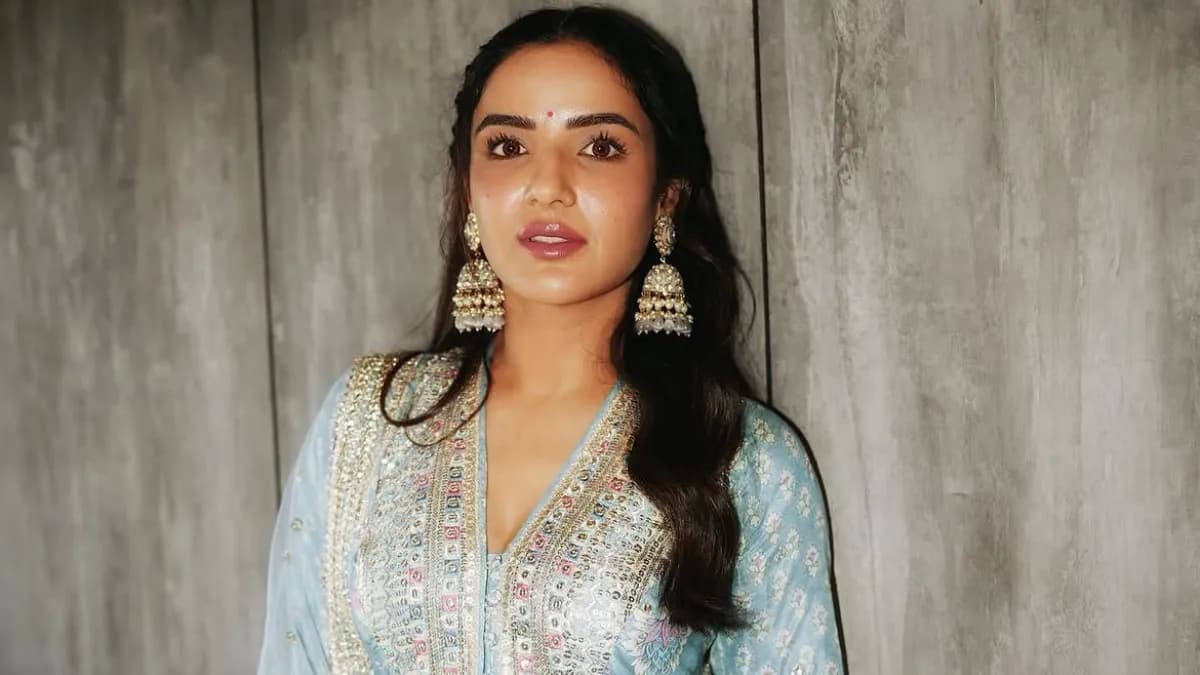 Jasmine Bhasin's Emotional Turn in Punjabi Film Judaa