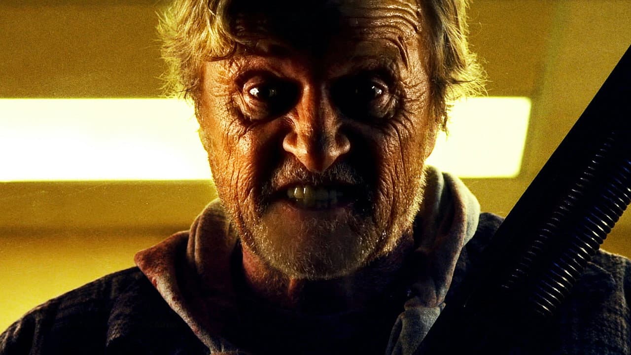 Hobo with a Shotgun still 4