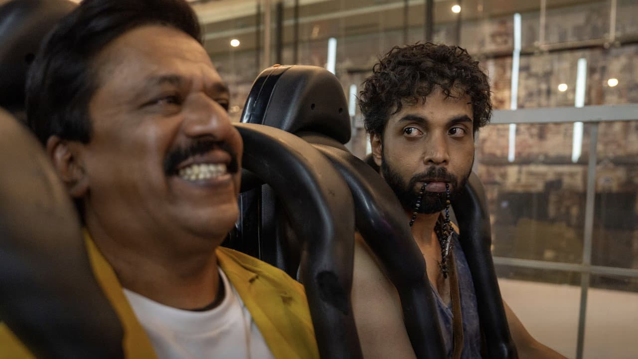 Toaster Movie Review: A Surprising Sci-Fi Thriller still 5