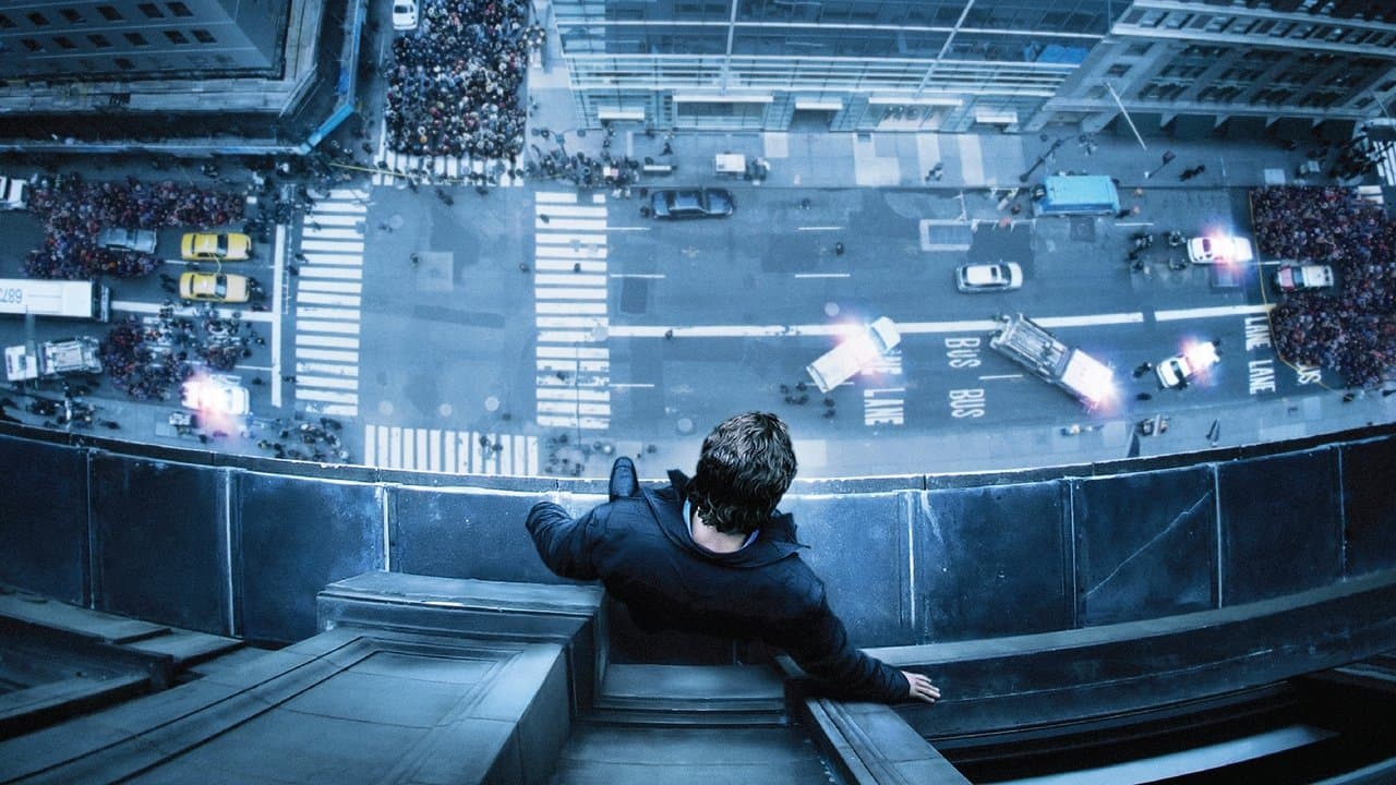 Man on a Ledge still 6