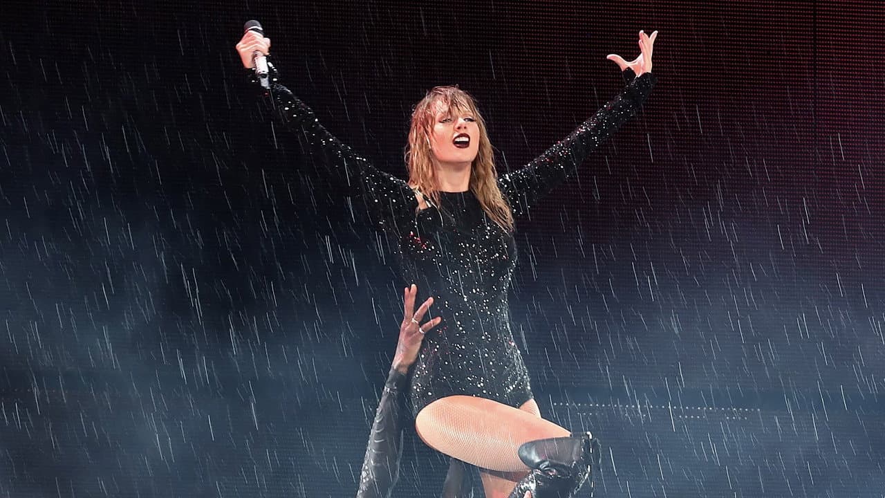 Taylor Swift: Reputation Stadium Tour still 3
