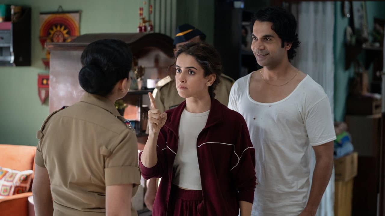 Toaster Movie Review: A Surprising Sci-Fi Thriller still 7
