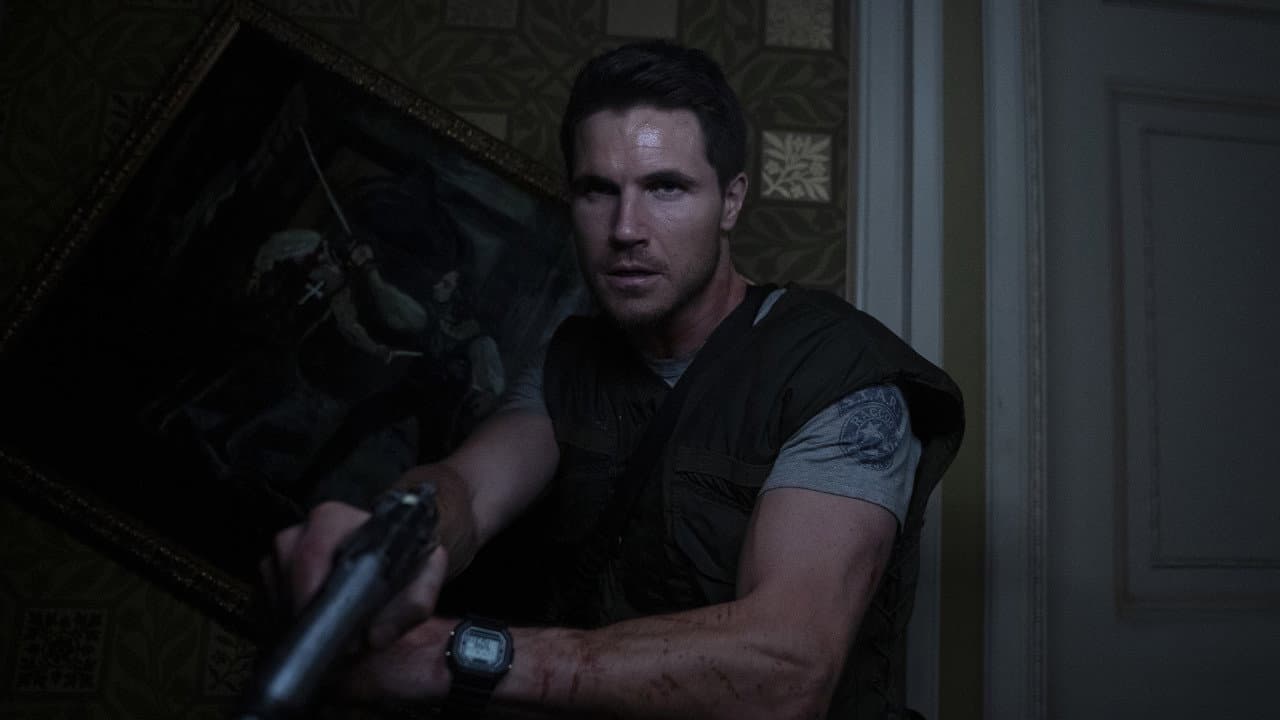 Resident Evil: Welcome to Raccoon City still 3