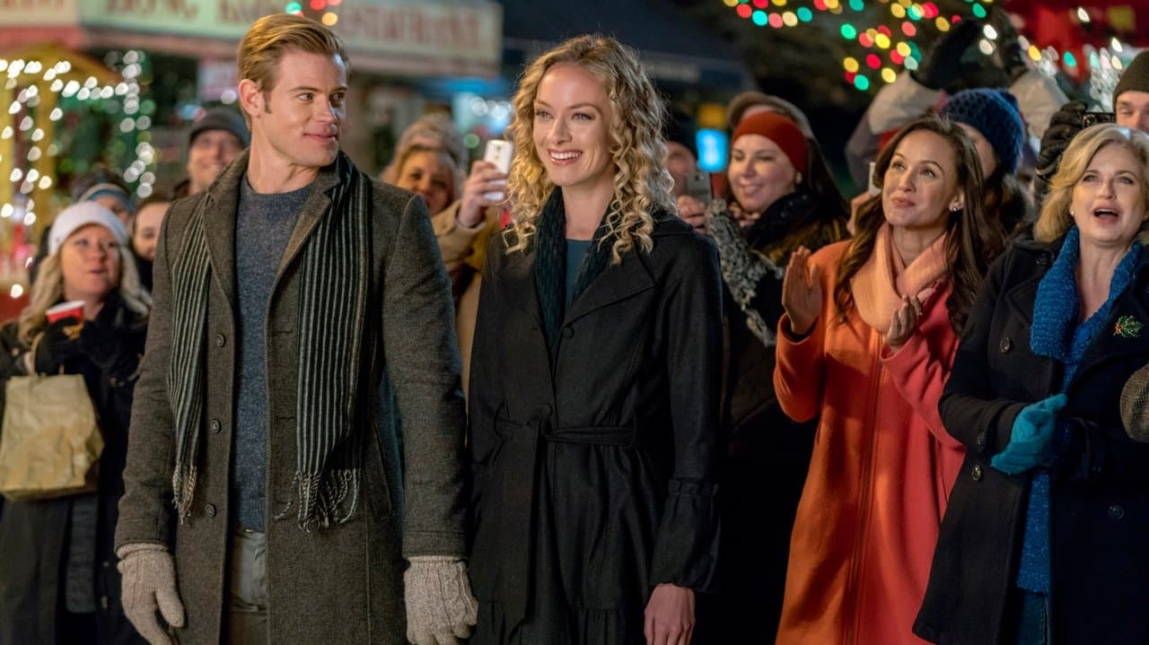 Marry Me at Christmas still 1