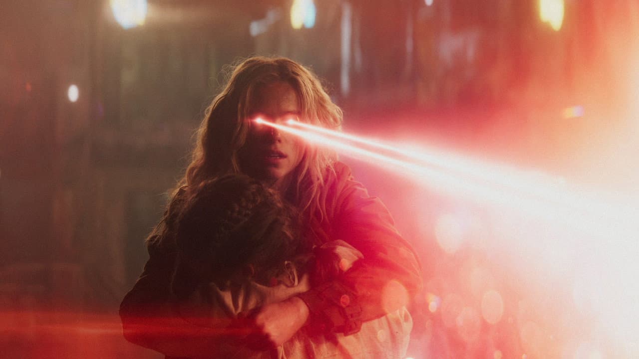 Supergirl still 6