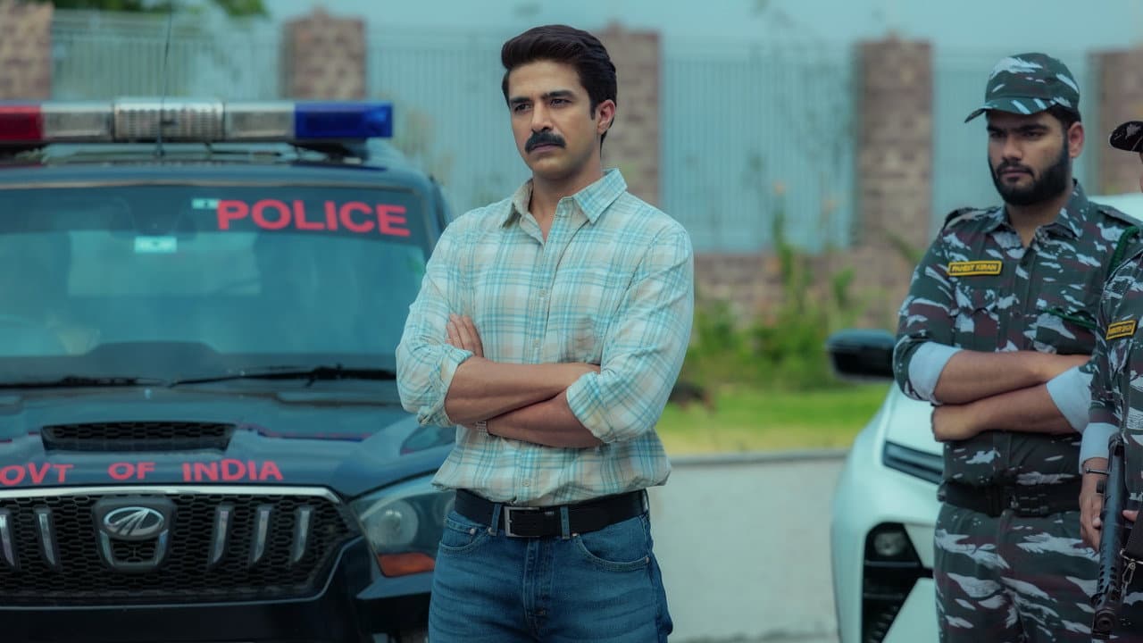 Gajab Raat Review: Manoj Bajpayee's Taut Thriller still 5