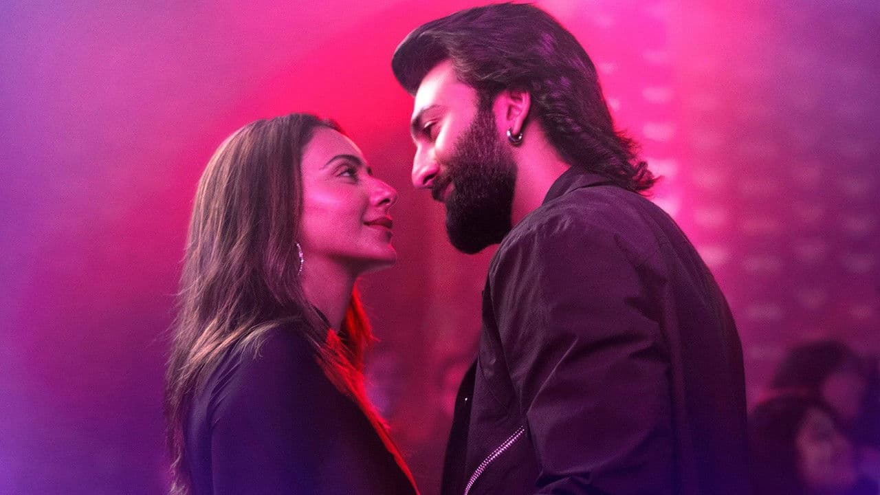 De De Pyaar De 2 Review: Comedy, Chaos & Chemistry still 7