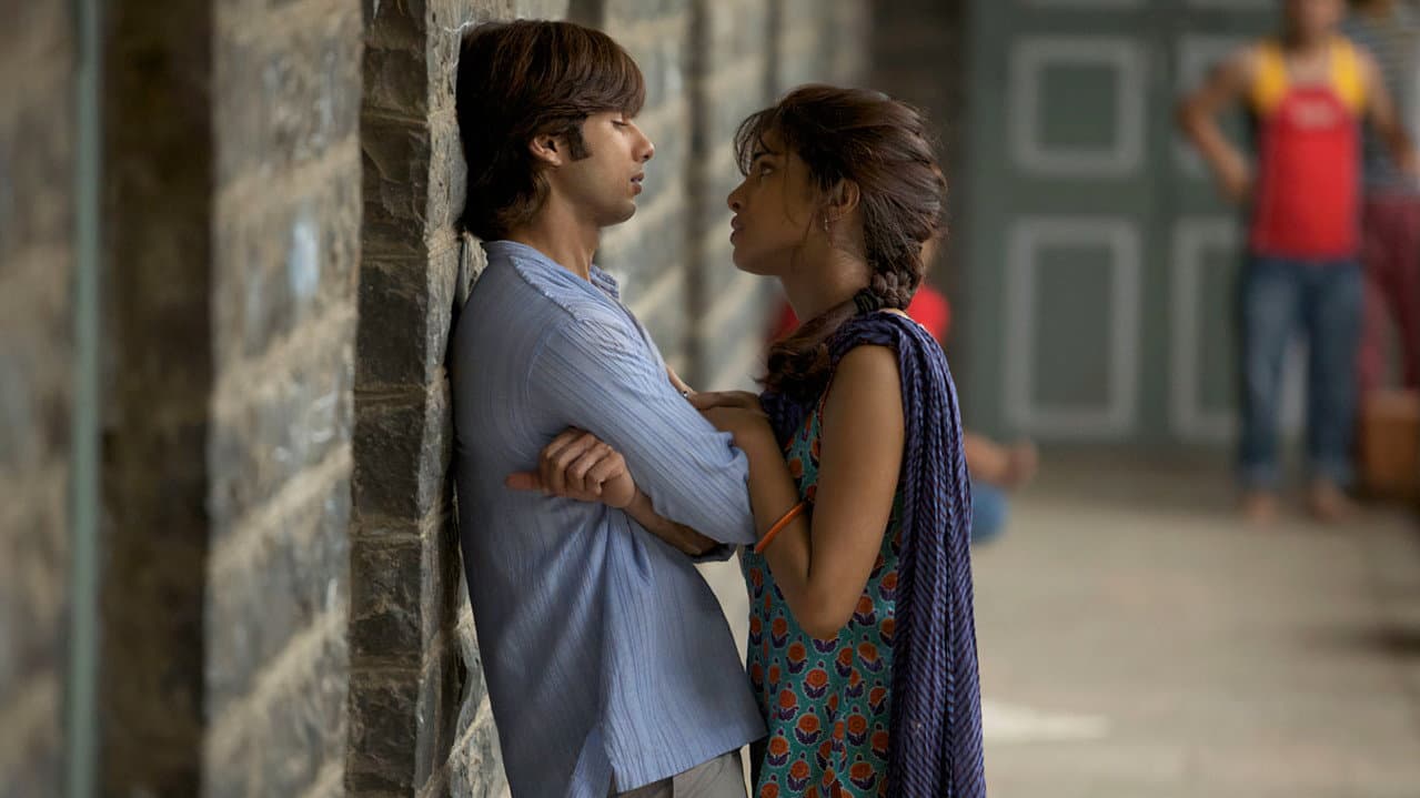 Kaminey still 3