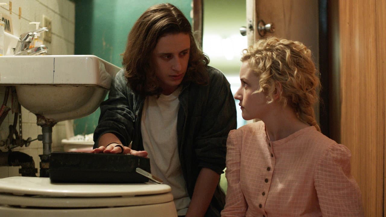 Electrick Children still 7