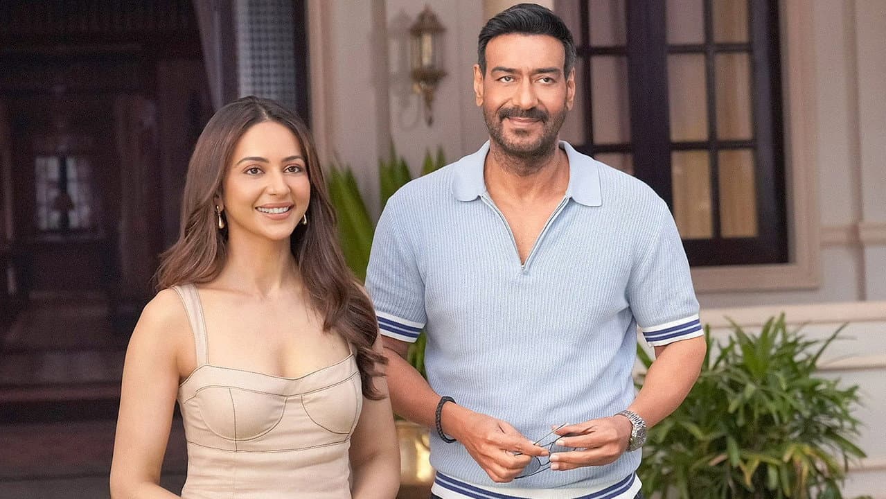 De De Pyaar De 2 Review: Comedy, Chaos & Chemistry still 4