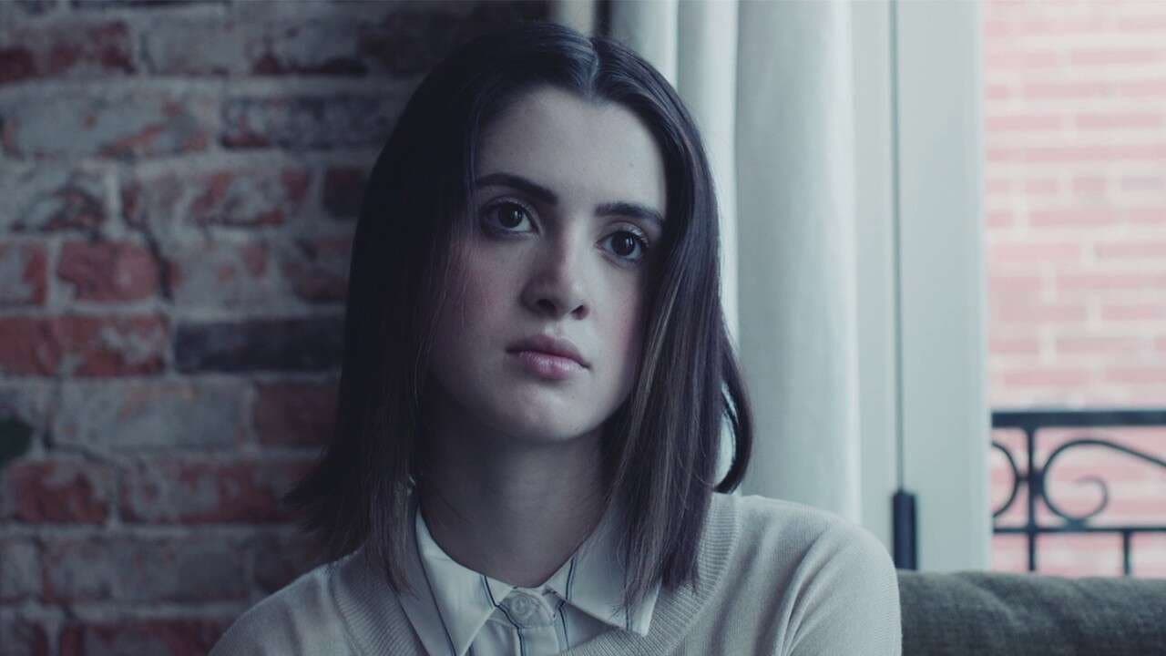 Saving Zoë still 3