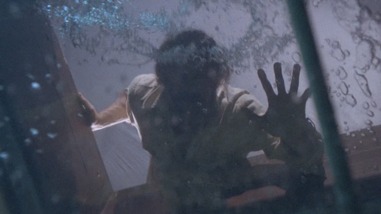 Night Moves still 3