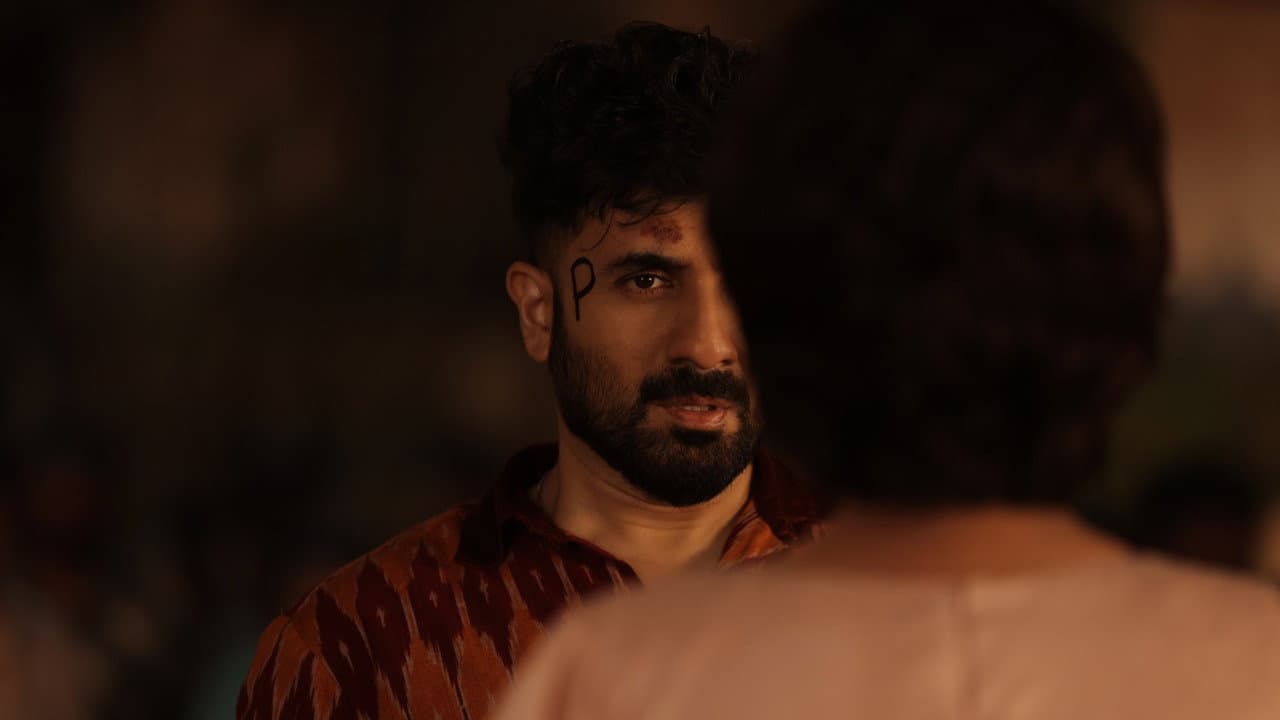 Happy Patel: Khatarnak Jasoos (2026) Review | Vir Das Film still 4