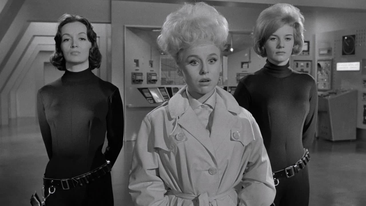 Carry On Spying still 4