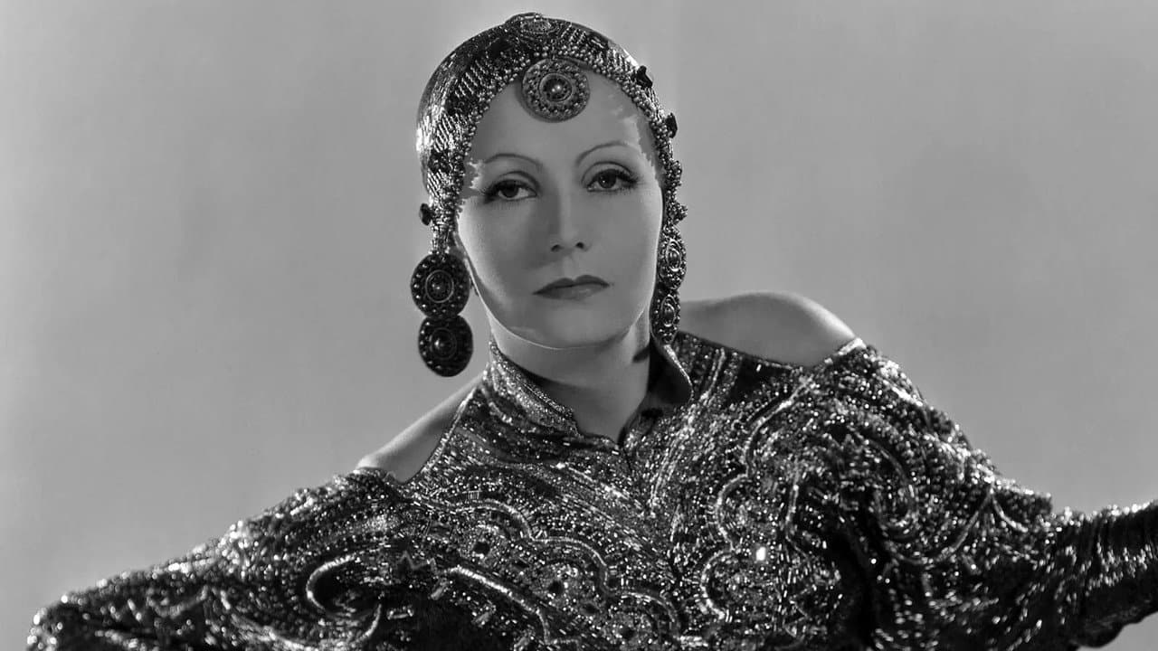 Mata Hari still 2