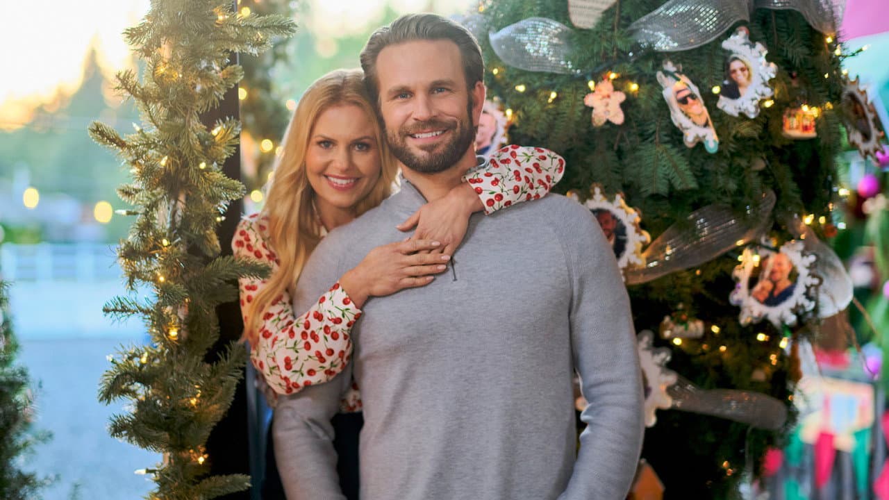 The Christmas Contest still 3