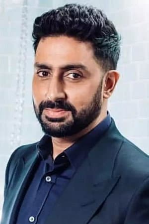 Filmibeat TripTales: Abhishek-Yuvraj Golf in Italy